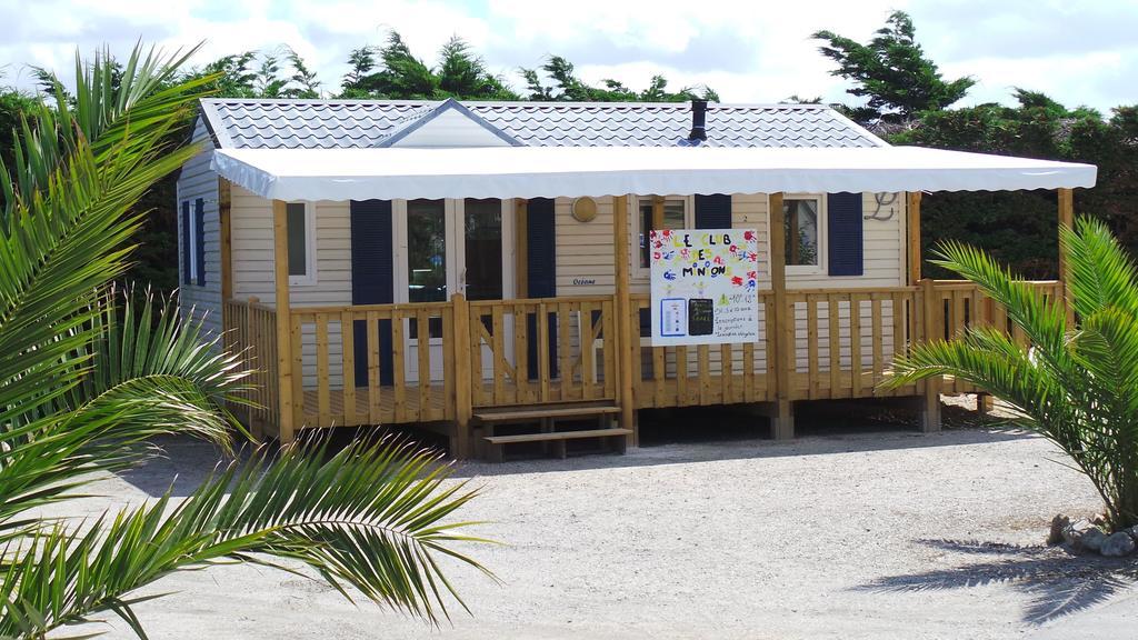 Отель Camping De Kerurus Plouneour-Trez Экстерьер фото